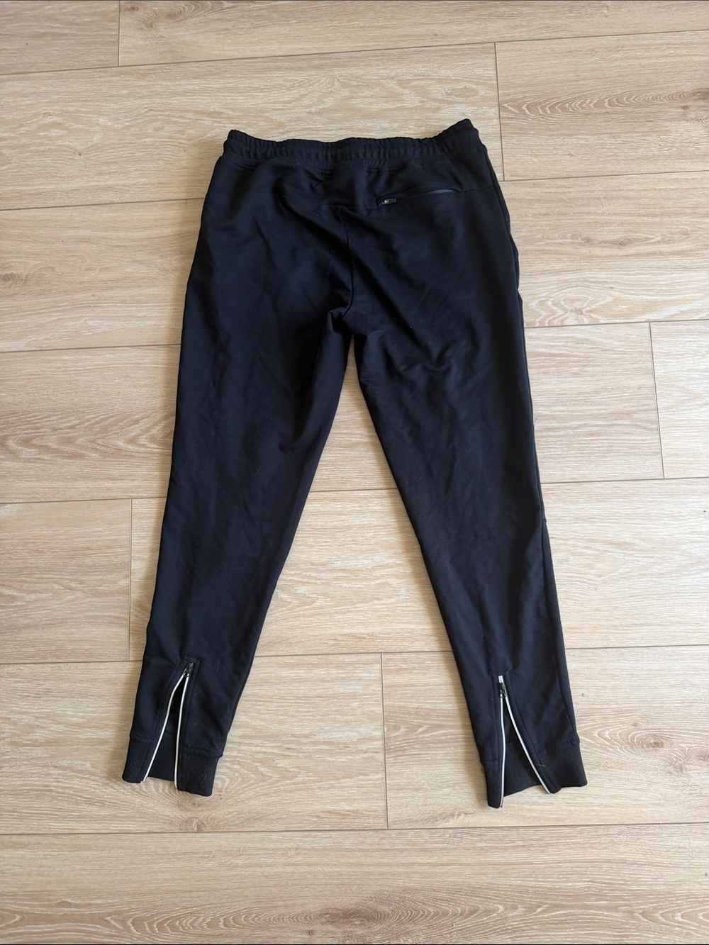 Bestrong Men's Black Jogger Sweatpants - Picture 4 of 4